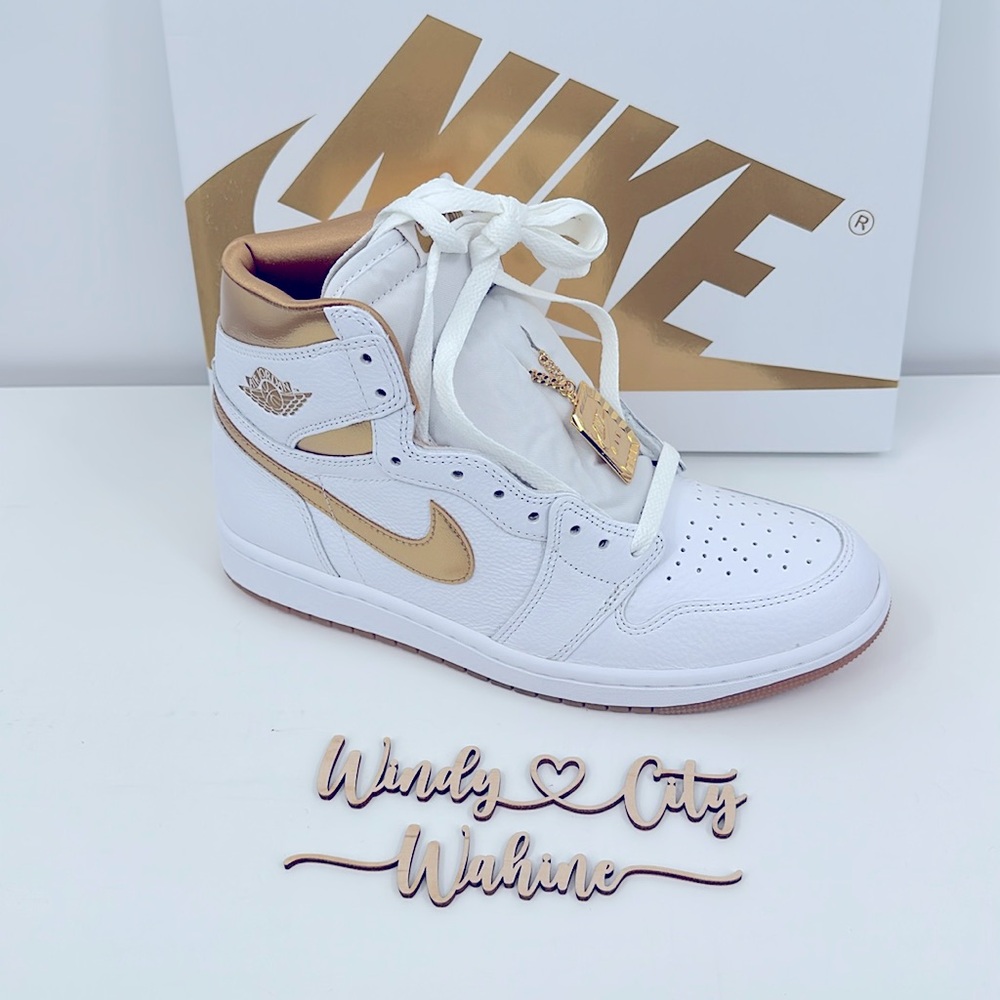 NIB Air Jordan 1 Retro High OG "White & Gold" Sz 9.5 - Picture 1 of 10